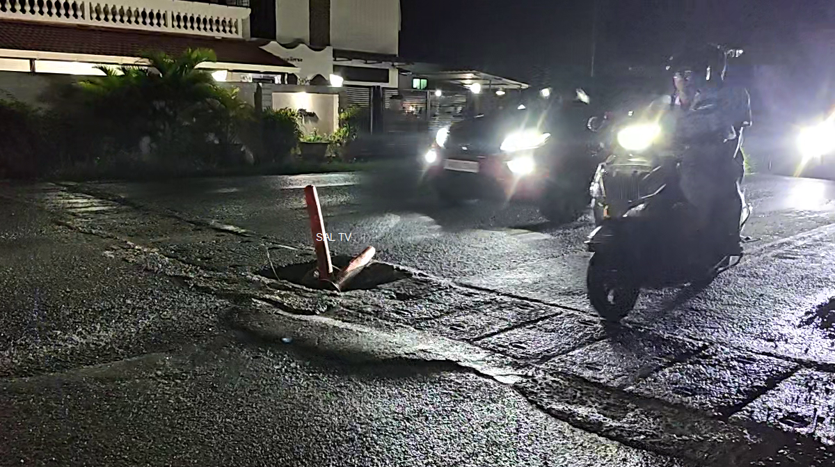 Crumbling Cross Drain Poses Danger on Margao-Chandor Road